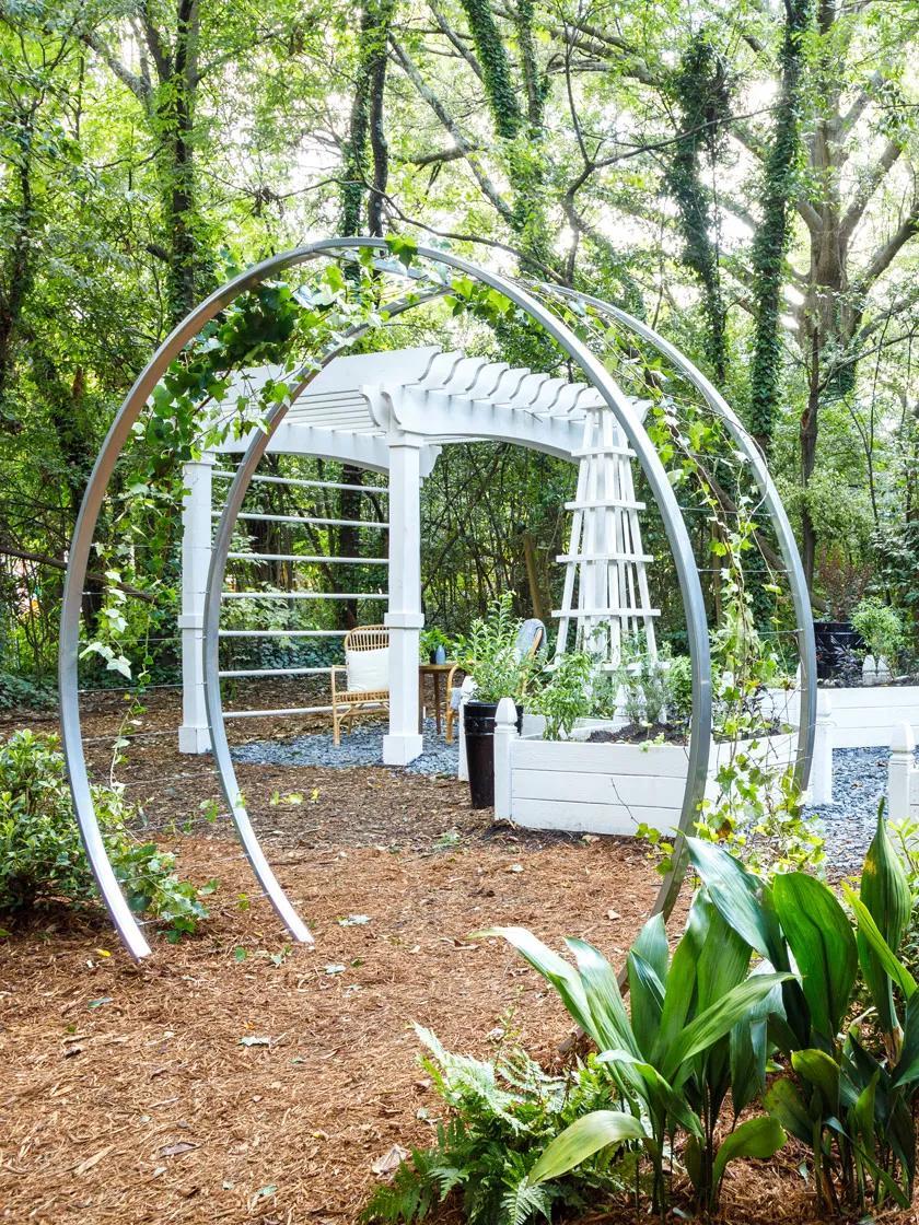 Flower Supports & Trellises |   Gracie Modern Arbor, Regular Flower Supports & Trellises Flower Supports & Trellises