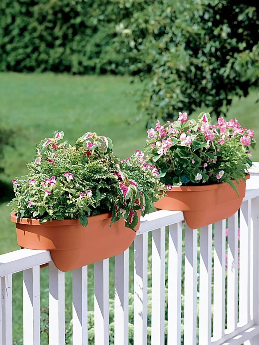 Railing Planters |   2 x 4 Railing Planter, 25″ PLANTERS & RAISED BEDS Railing Planters