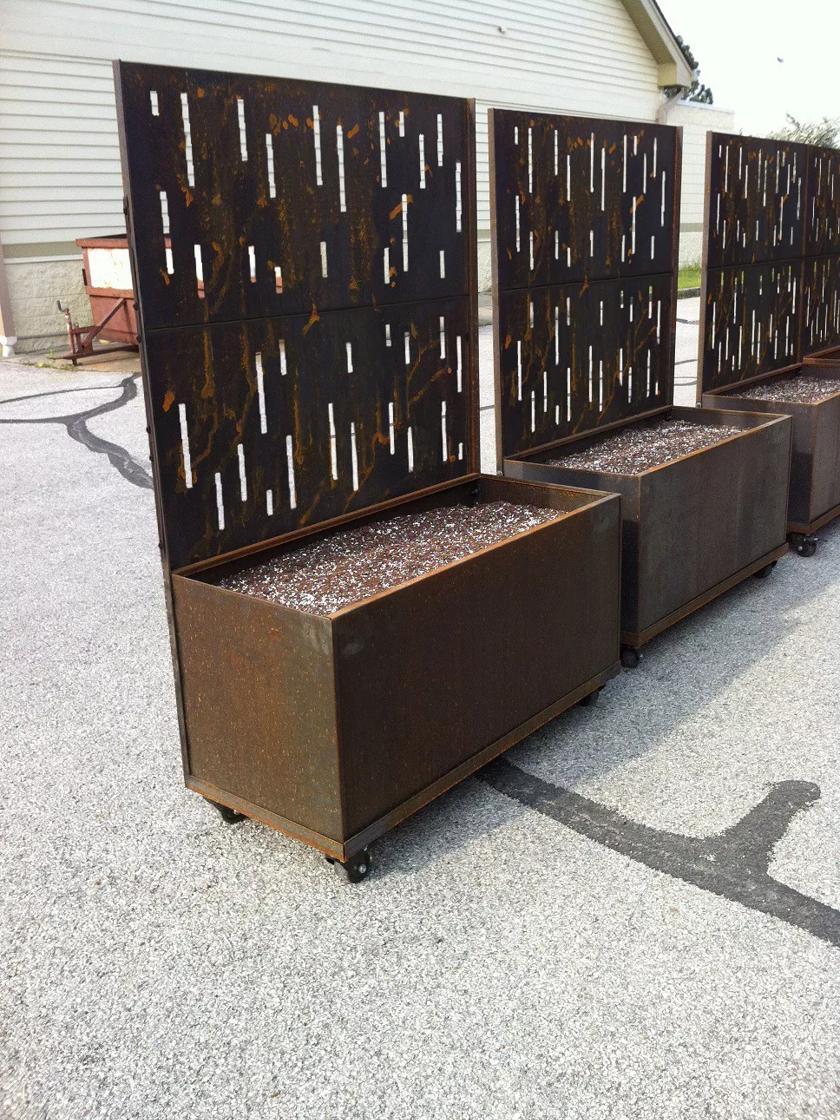 Raised Garden Beds |   Nice Corten Trough Planters with Privacy Screen PLANTERS & RAISED BEDS Raised Garden Beds